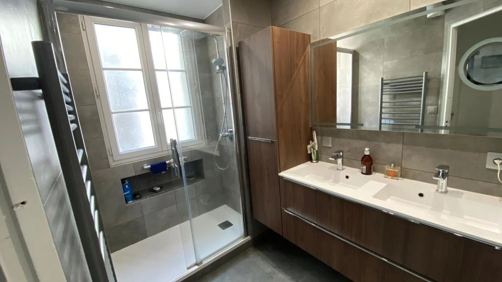 Maison Auguste Bed & Breakfast Paris